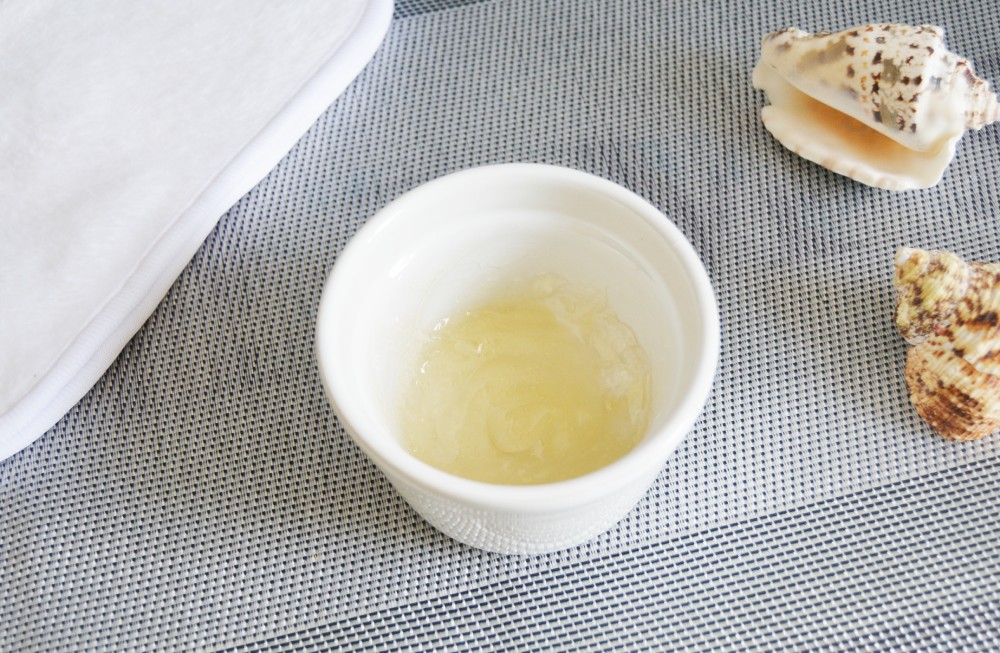 DIY Aloe Vera & Honey Face Mask for Glowing Skin